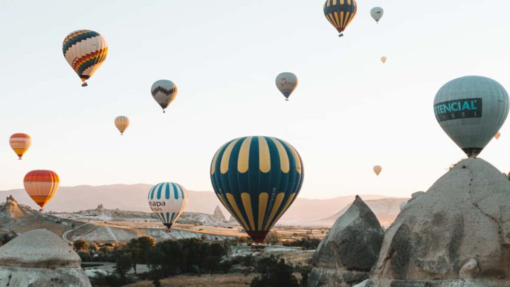 Praktesch Guide fir Letzebuerger Annonceuren: wei een gezielt Roposo-Creatoren aus der Cote d'Ivoire fennt, mat Strategieen, MaTitie-Tipps a prakteschen Tools.