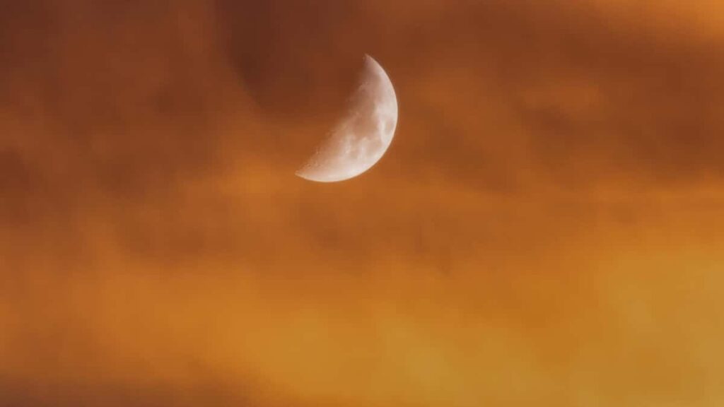 Praktesch Guide fir Creator aus Letzebuerg: wei een Nepalesch Firmen op YouTube erreecht, Vertrauen opbaut an Online-Coursen-Utmeldungen erheicht.