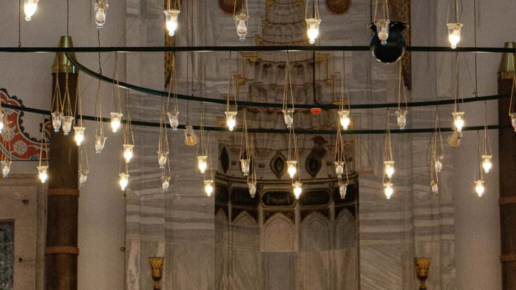 Praktesch Guide fir Letzebuergesch Creatoren: Kontaktstrategien, Subreddits, UGC-Taktiken an konkrete Schrett fir paraguayan Marken iwwer Reddit fir Trend-Reviews z'erreechen.