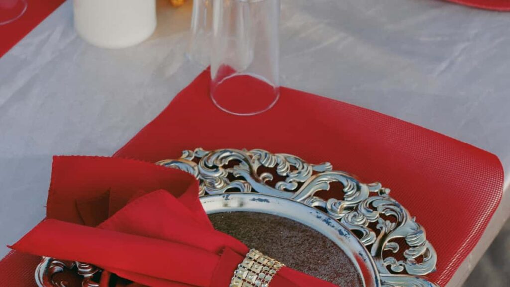 Praktesch Guide fir Letzebuerger Annonceuren: wei Dir relevant Facebook-Creatoren a Saudi-Arabien fannt, Selektiouns-Kritaren, legal/tech-Tricks a Kampaigne-Beispiller.