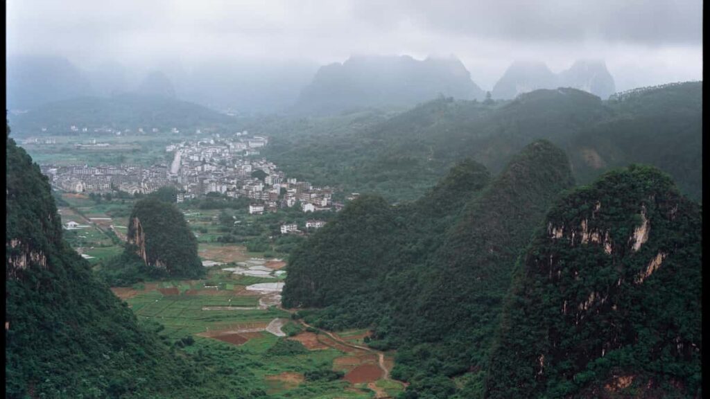 Praktesch Guide fir Letzebuerger Annonceuren: wei een slowenesch Threads-Creatoren identifizeiert, verifizeiert an engageiere fir global Produktbewosstsinn.